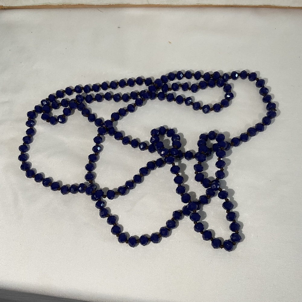 Blue Glass Beads Necklace - Picture 3 of 5